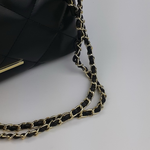 Nove Black Quilted Vegan Leather Chain-Strap Shoulder Bag - Picture 5 of 8